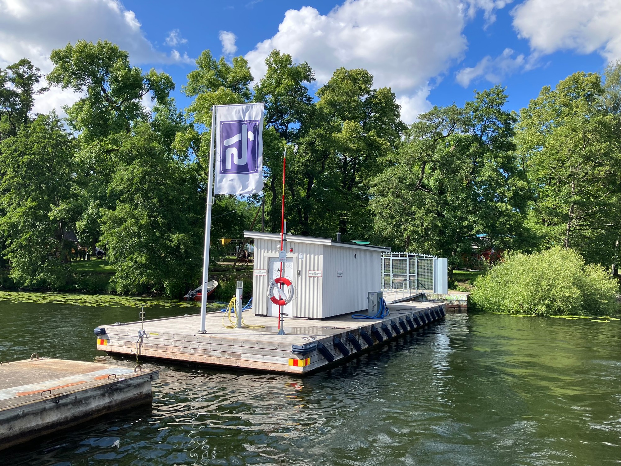 Paradisviken Gästhamn